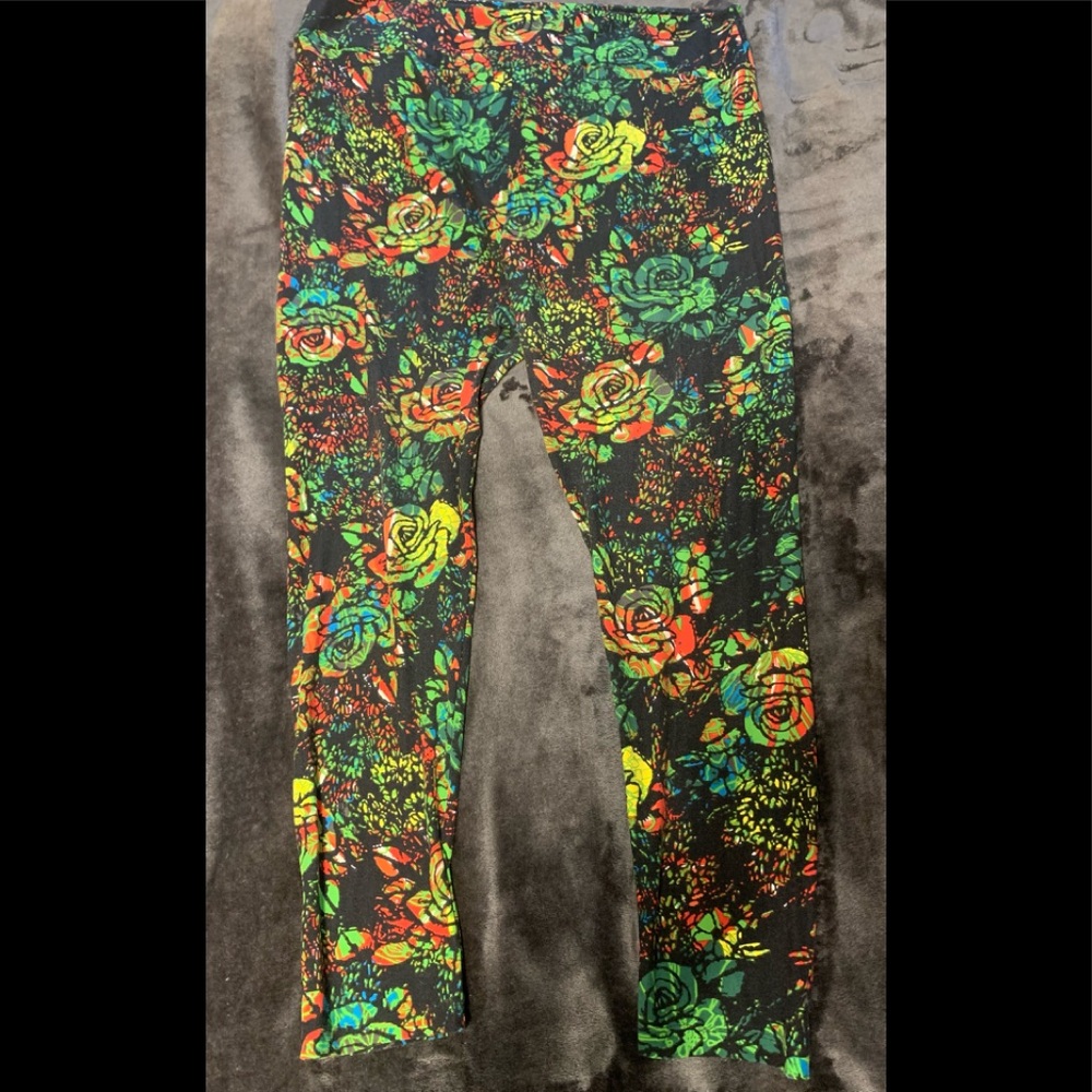 LuLa Roe Multi color floral leggings